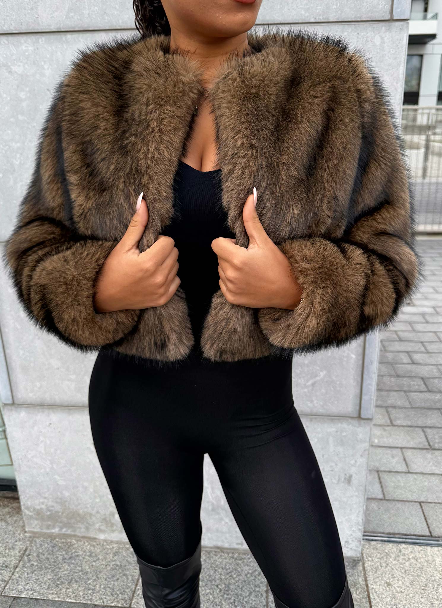Fur Jacket - Brown - Image 12
