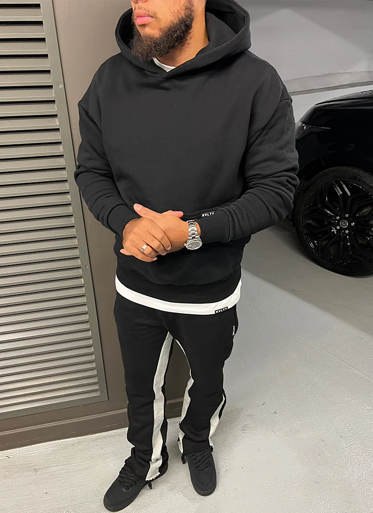 Heavyweight Essential Hoodie - Black - Image 10