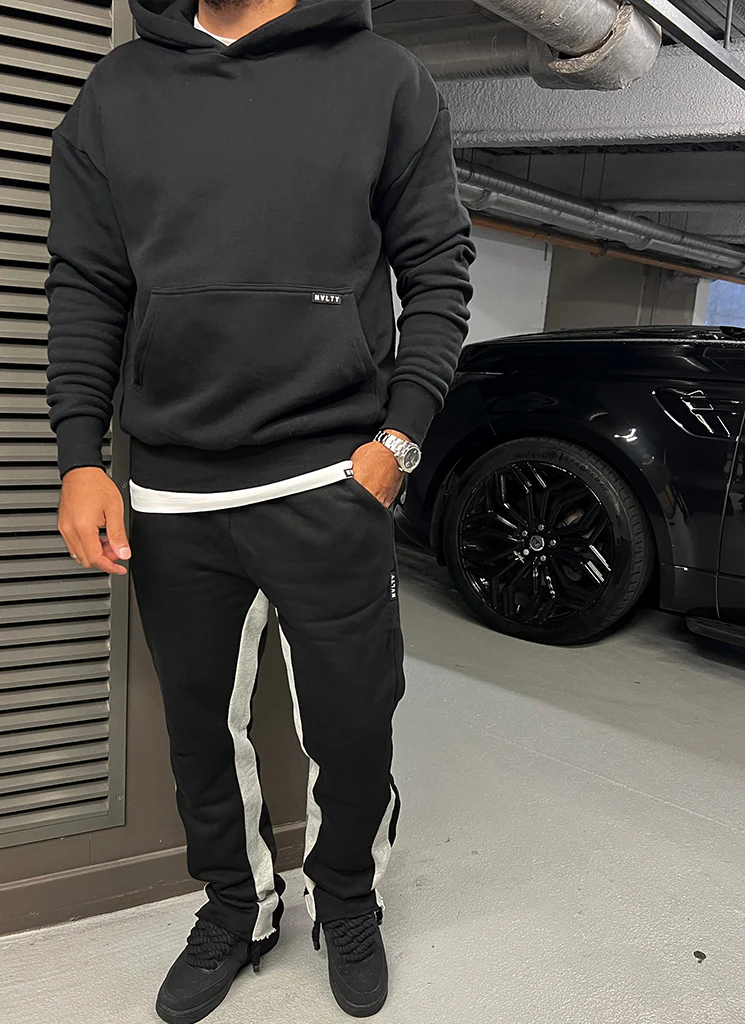 Heavyweight Essential Hoodie - Black - Image 3