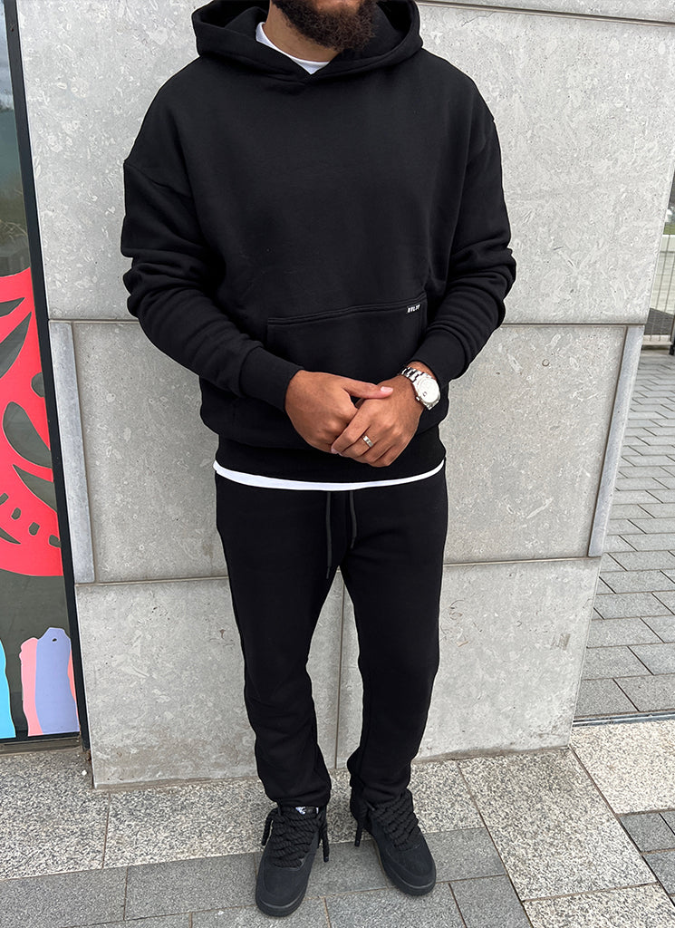 Heavyweight Essential Hoodie - Black - Image 7