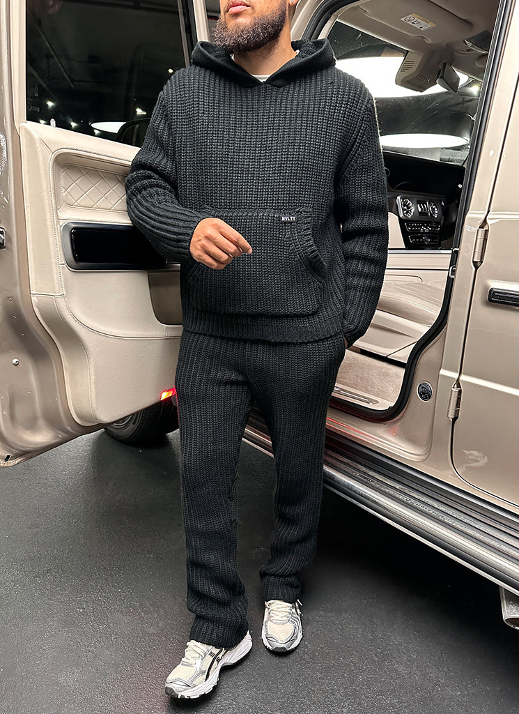 Heavyweight Knitted Joggers - Black - Image 11