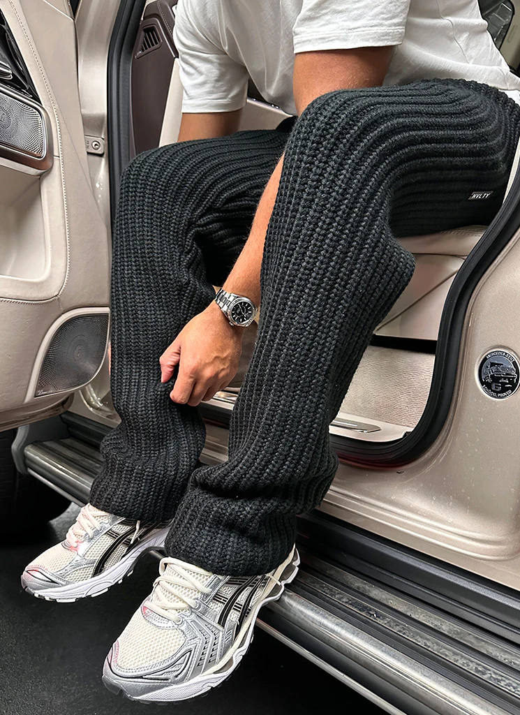Heavyweight Knitted Joggers - Black - Image 8