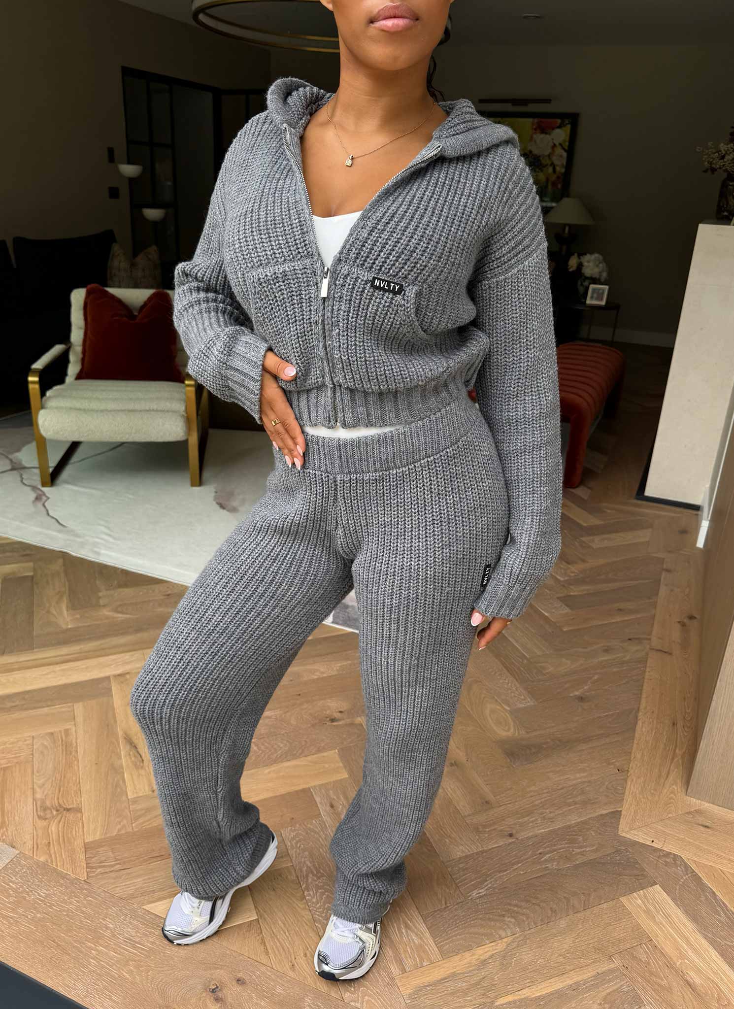 Heavyweight Knitted Joggers - Grey - Image 10