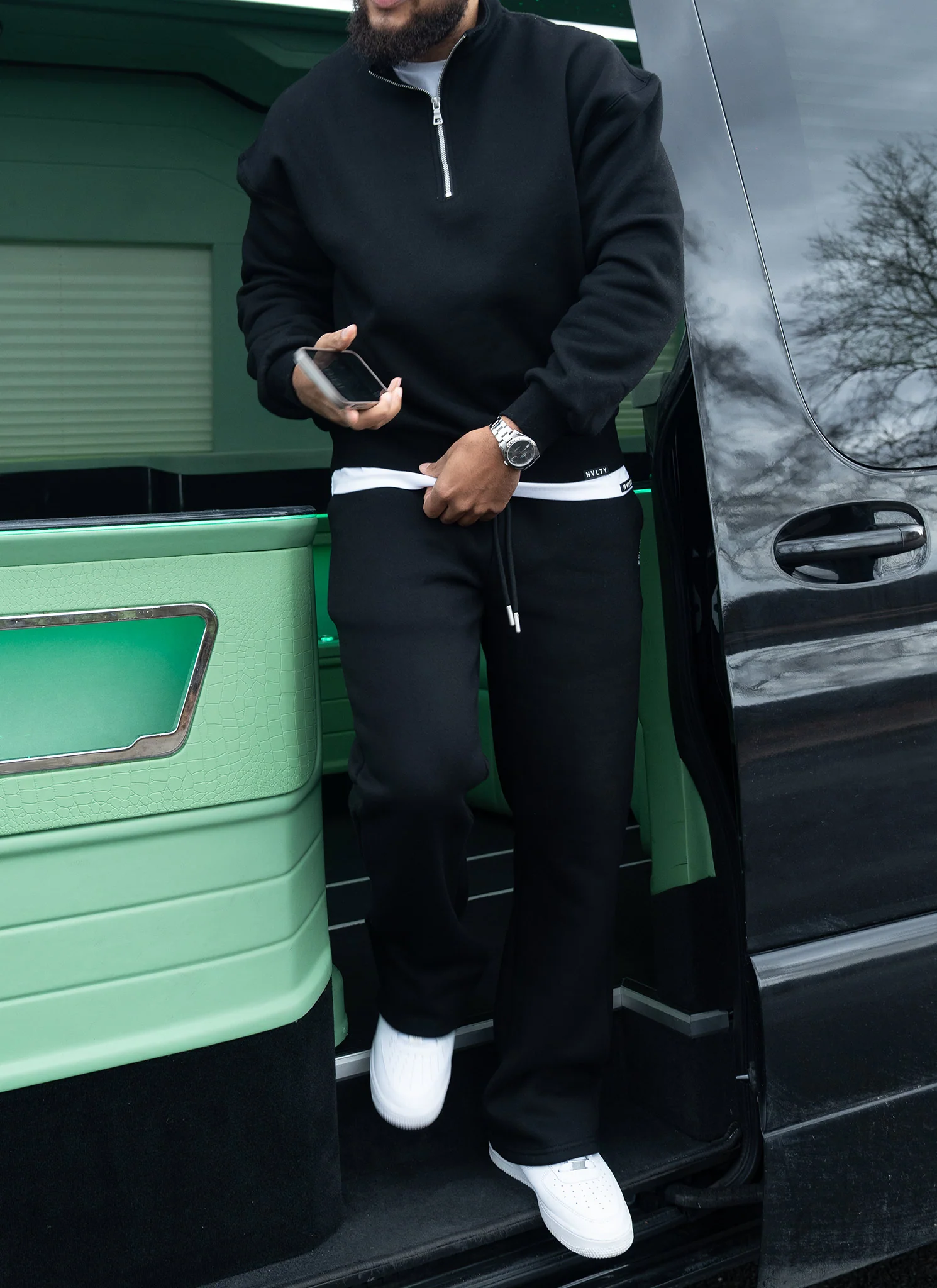 Heavyweight Luxe Quarter Zip - Black - Image 4