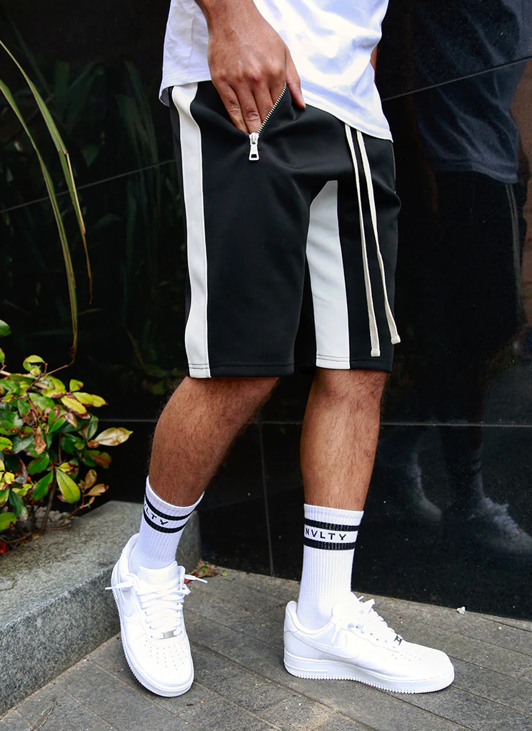 Logo Socks - White - Image 6
