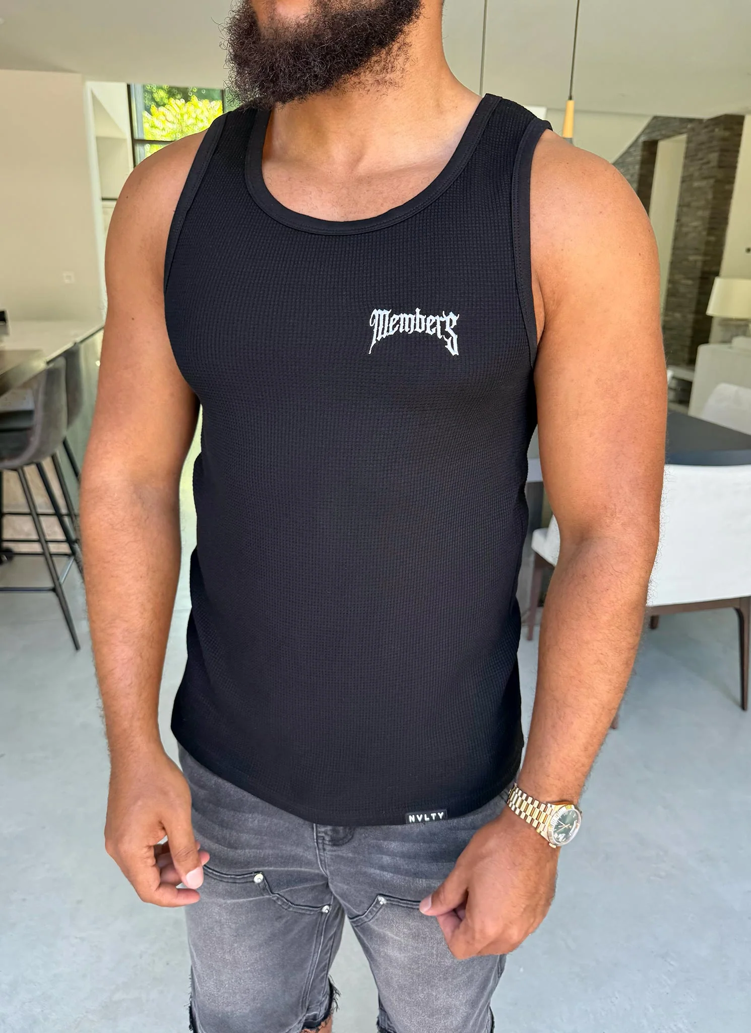 Members Arc Vest - Black - Image 6