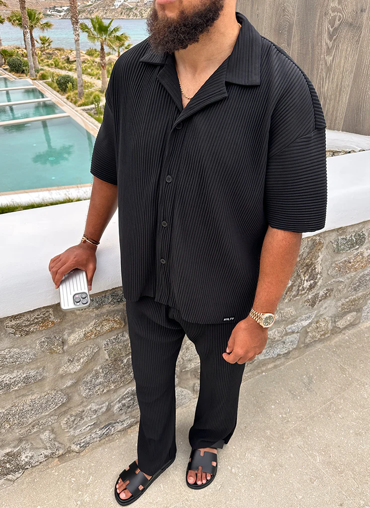 Pleated Drop Shoulder Shirt - Black - Image 3