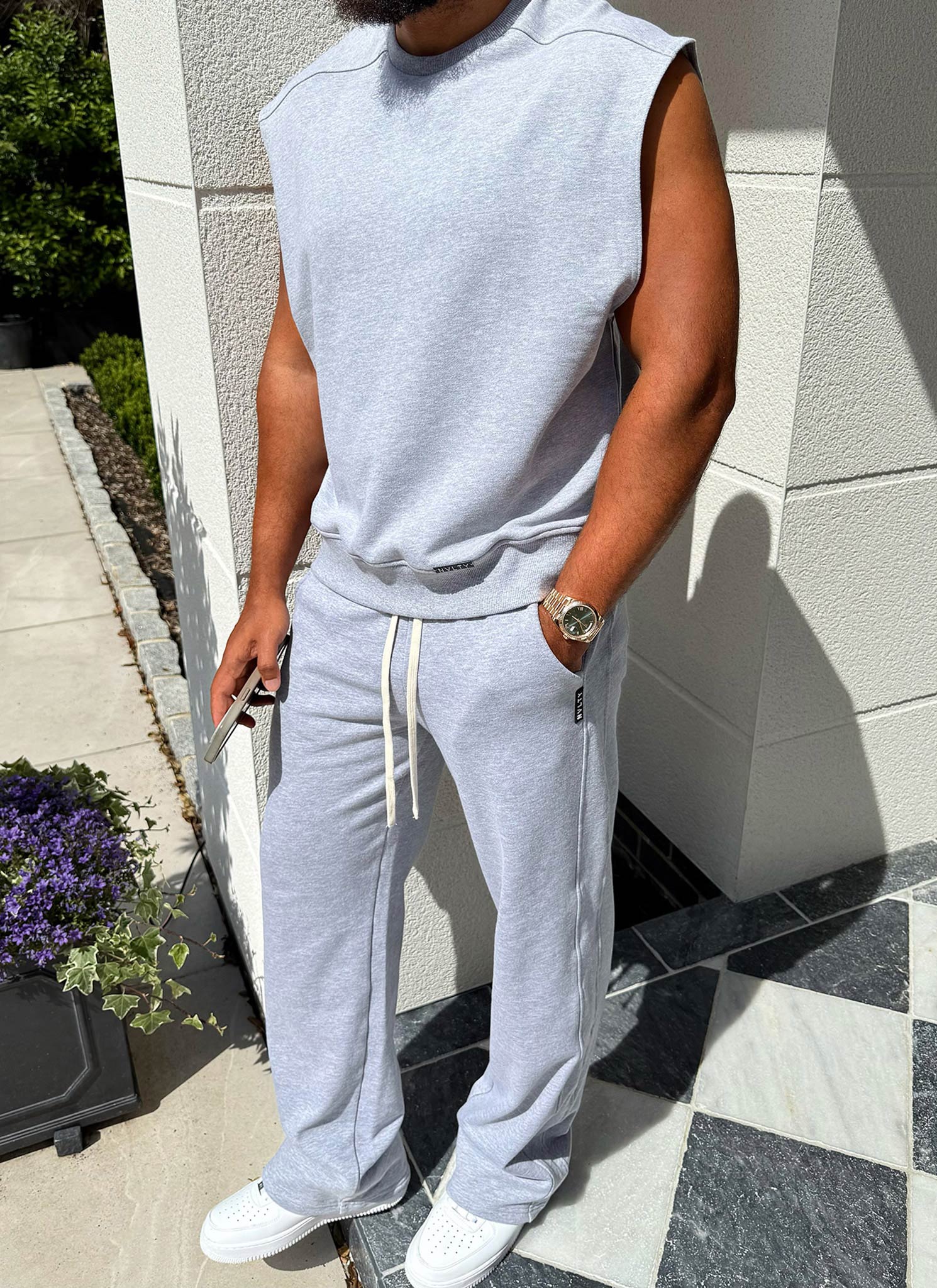 Sleeveless Sweatshirt - Grey - Image 10