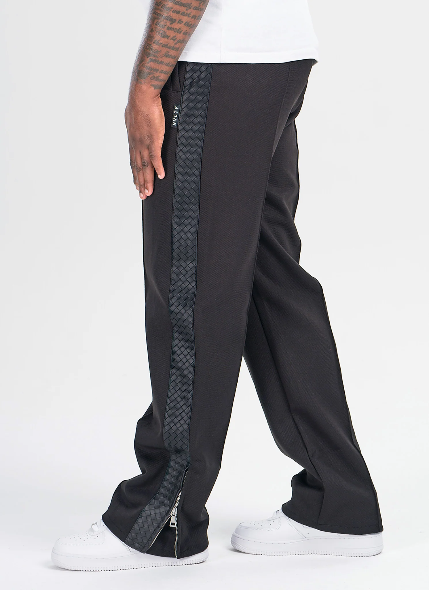Twill Interlock Pleat Pants - Black - Image 3