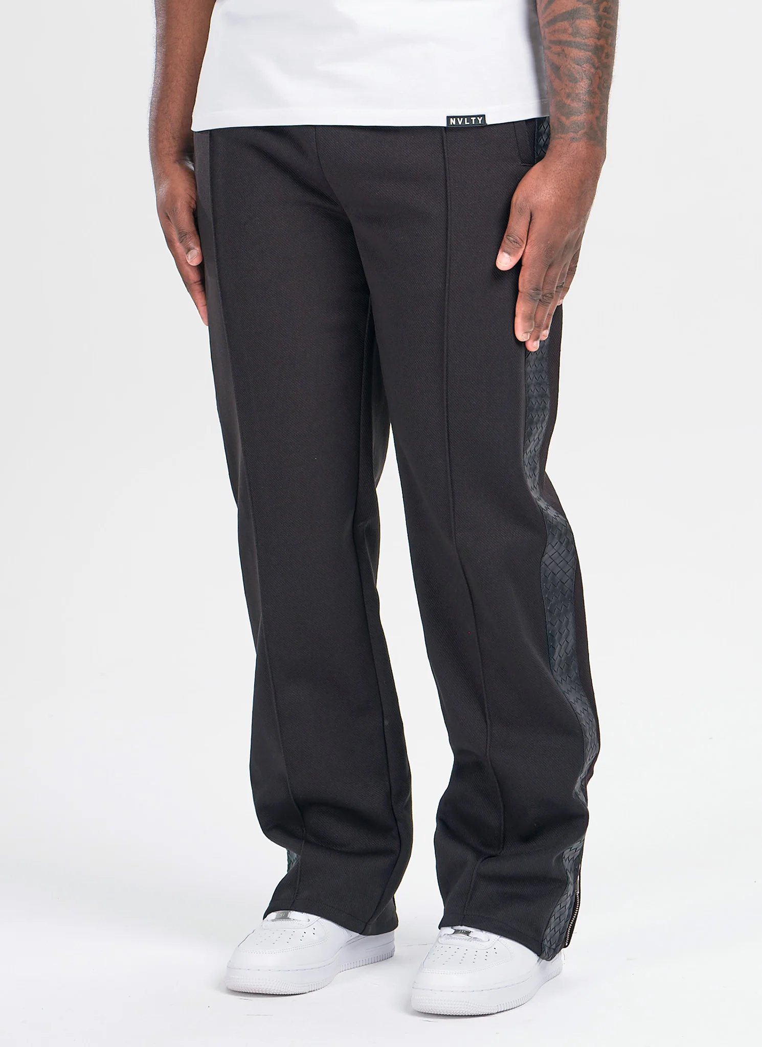 Twill Interlock Pleat Pants - Black - Image 5