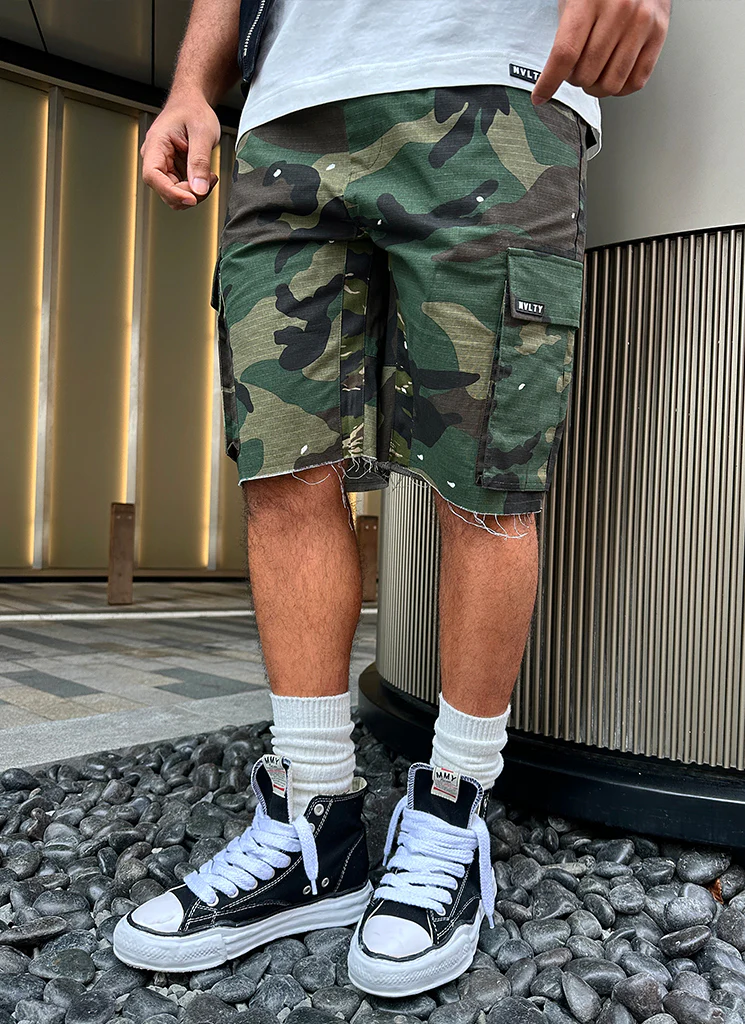 Vintage Flare Cargo Shorts - Camo Paint - Image 3