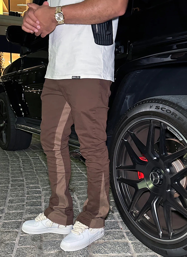 Vintage Flare Jeans - Brown - Image 3