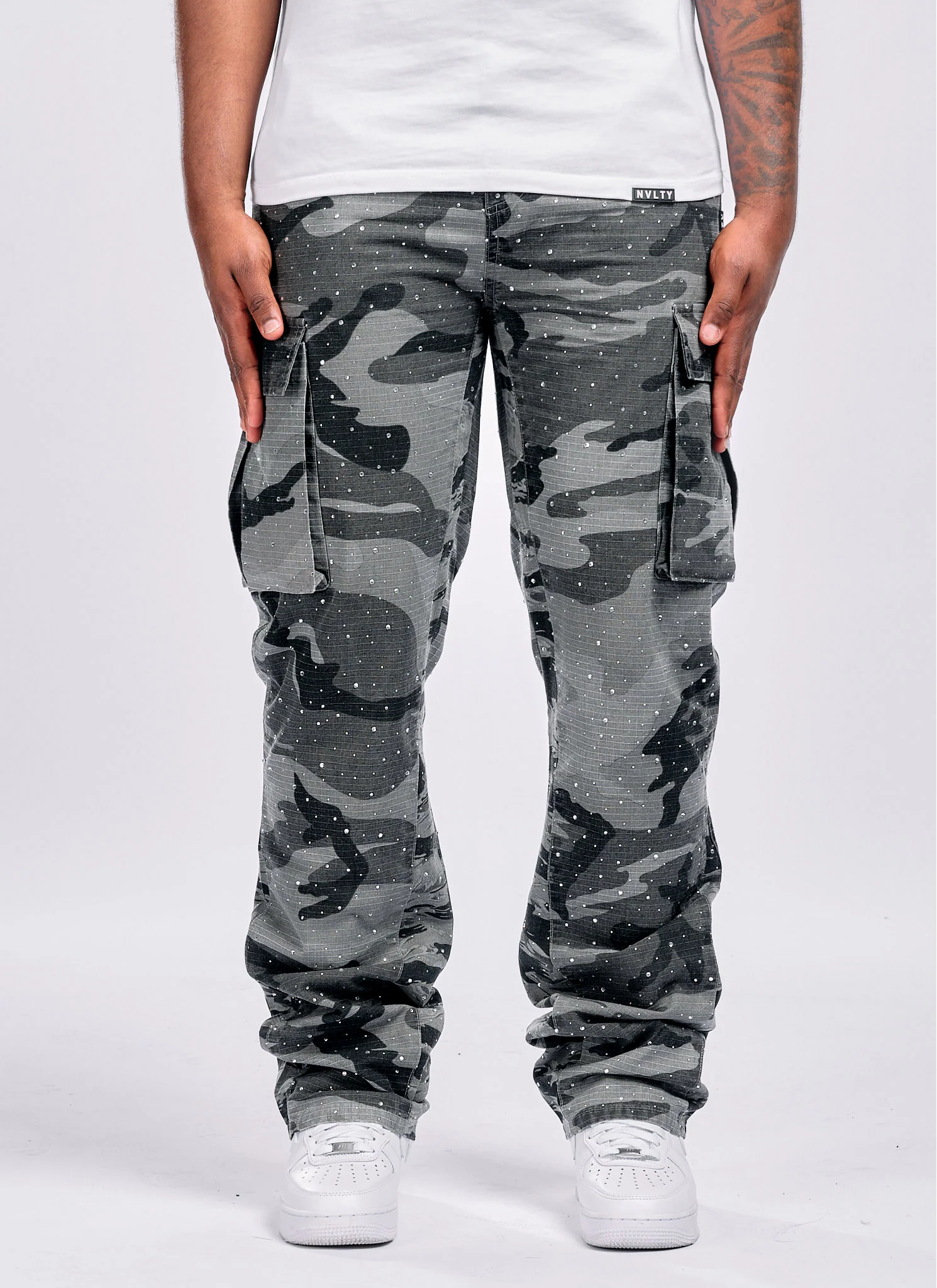 Vintage Flare VVS Cargos - Black Camo