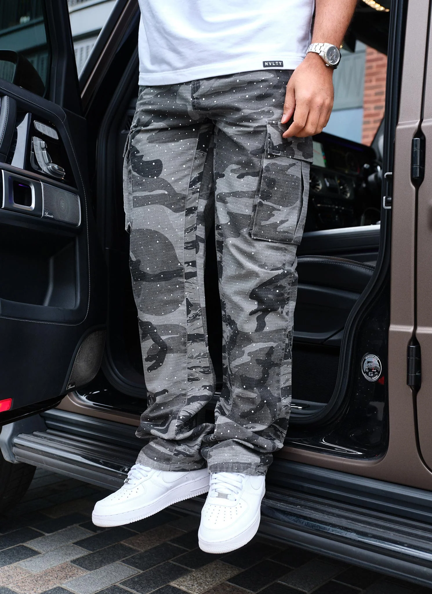 Vintage Flare VVS Cargos - Black Camo - Image 2