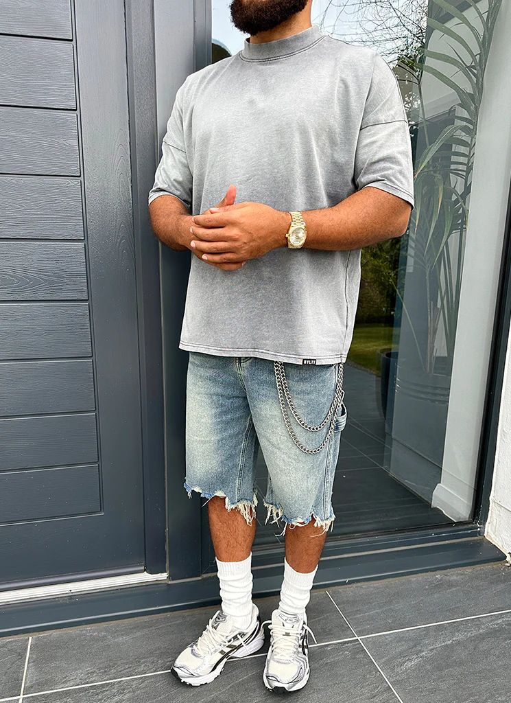 Vintage Raw Hem Denim Shorts - Blue - Image 11