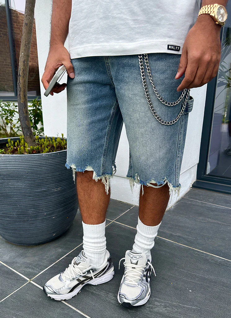 Vintage Raw Hem Denim Shorts - Blue - Image 15