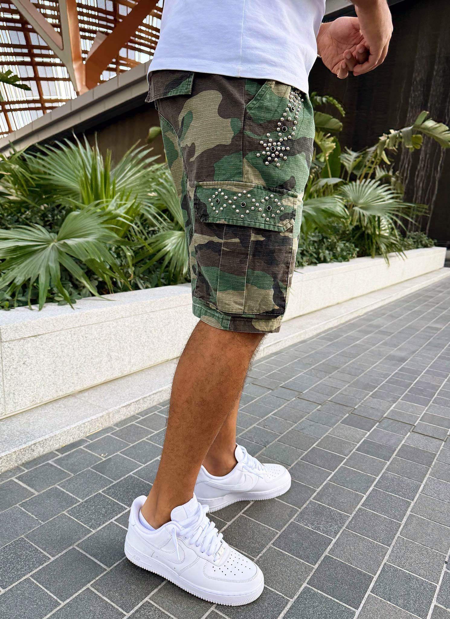 Vintage Studded Cargo Shorts - Camo - Image 11
