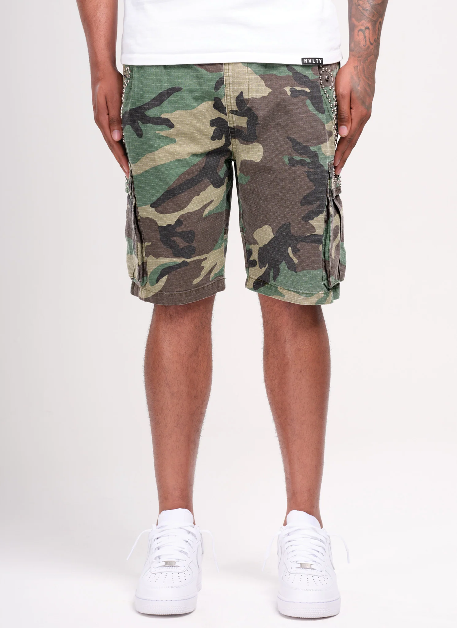 Vintage Studded Cargo Shorts - Camo - Image 5